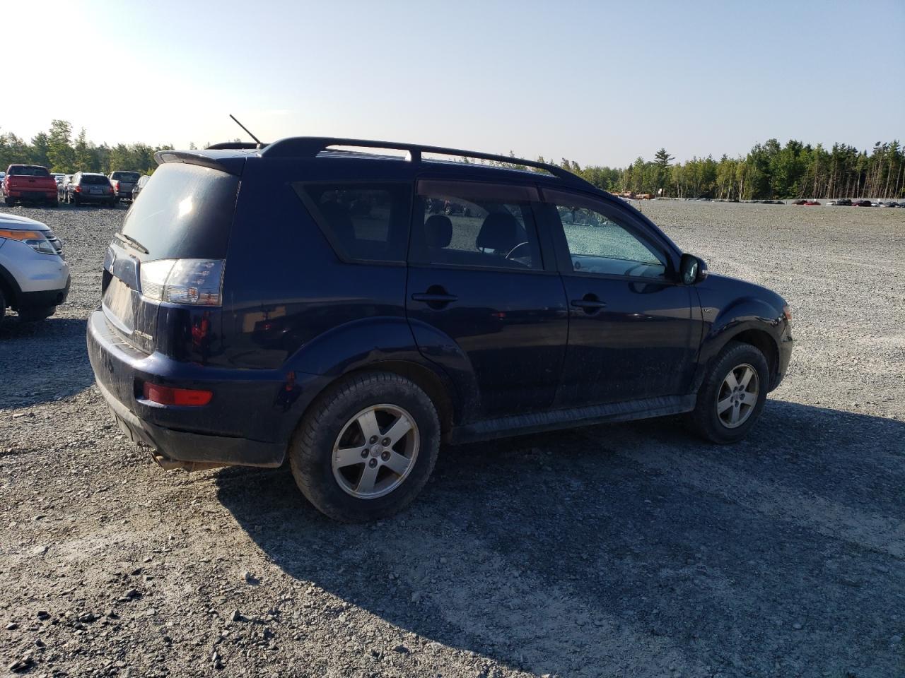 2011 MITSUBISHI outlander