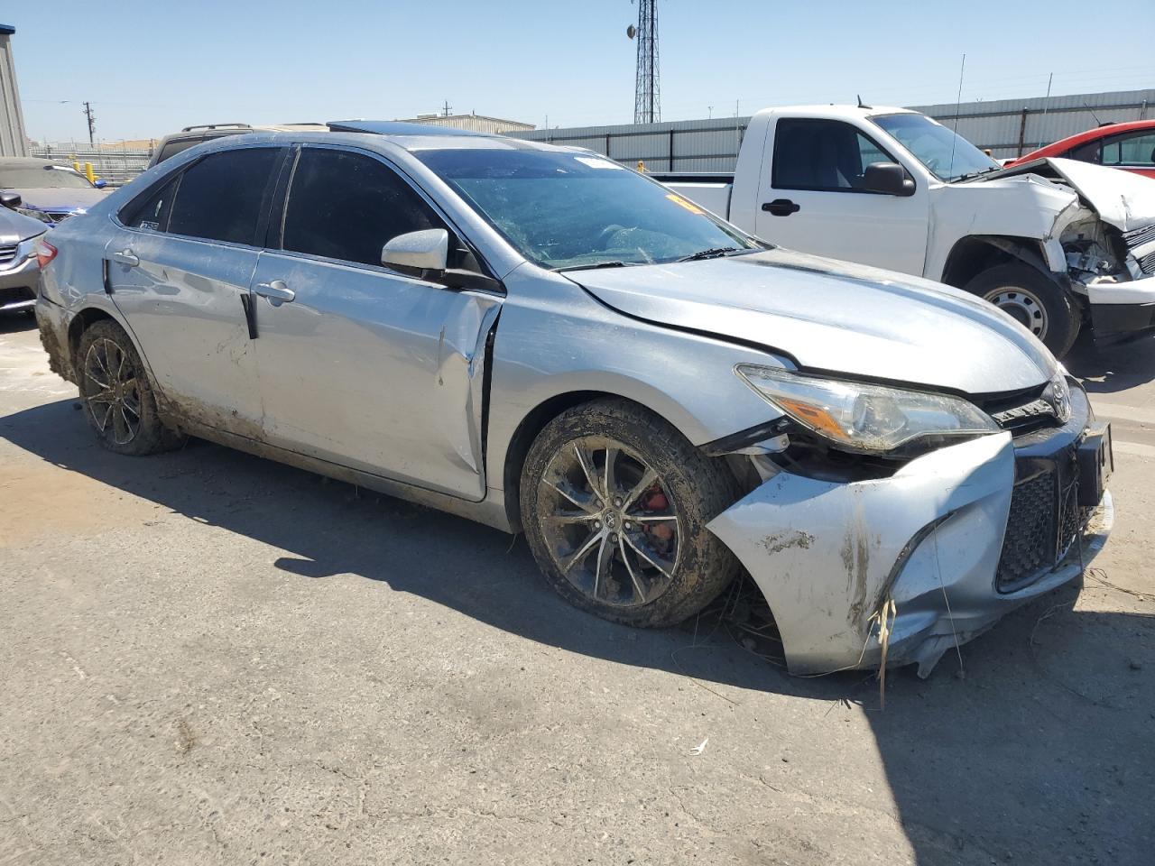 2016 TOYOTA CAMRY