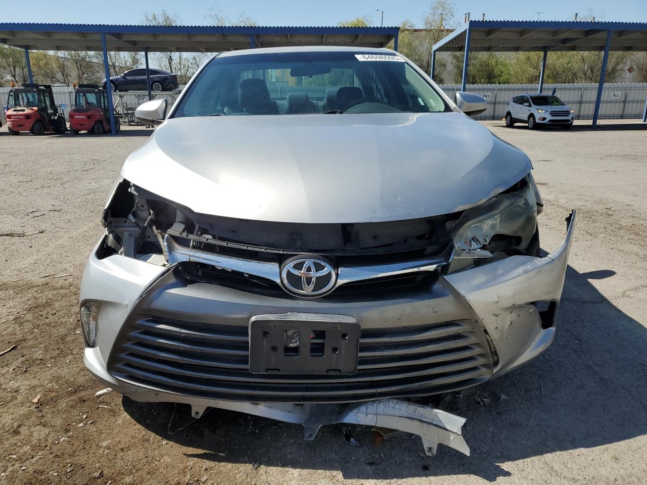 2016 TOYOTA CAMRY