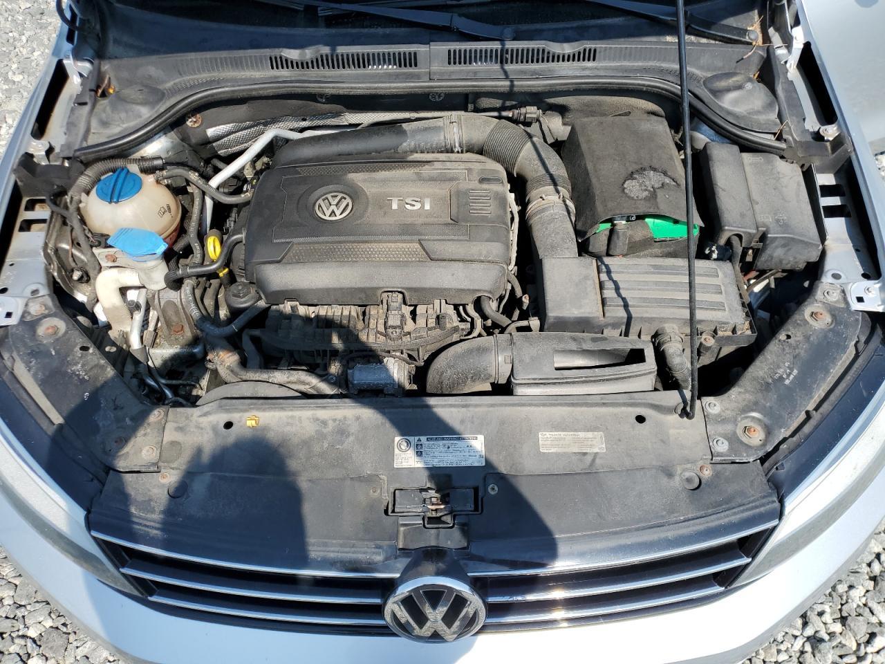 2015 VOLKSWAGEN JETTA
