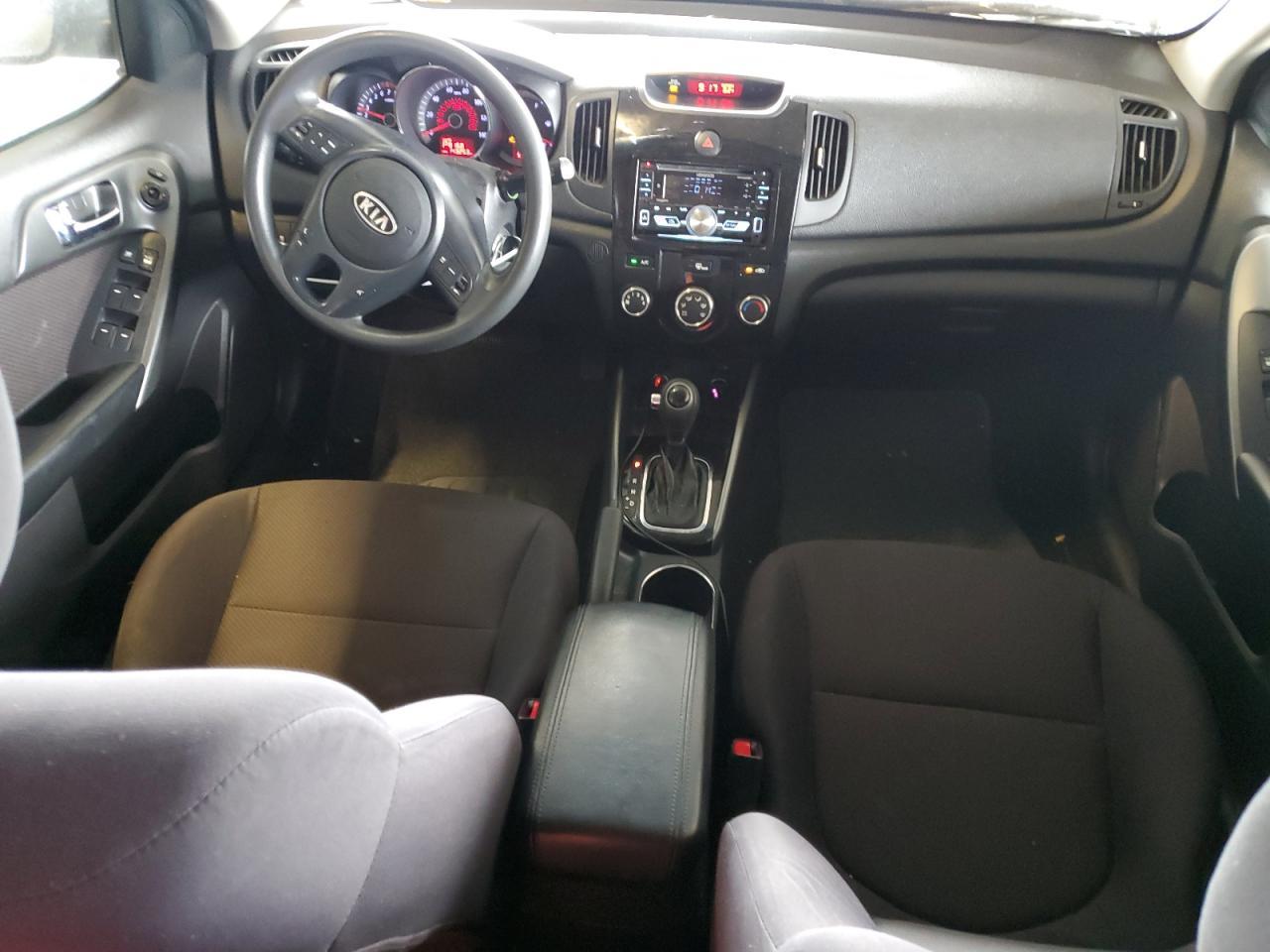 2013 KIA FORTE