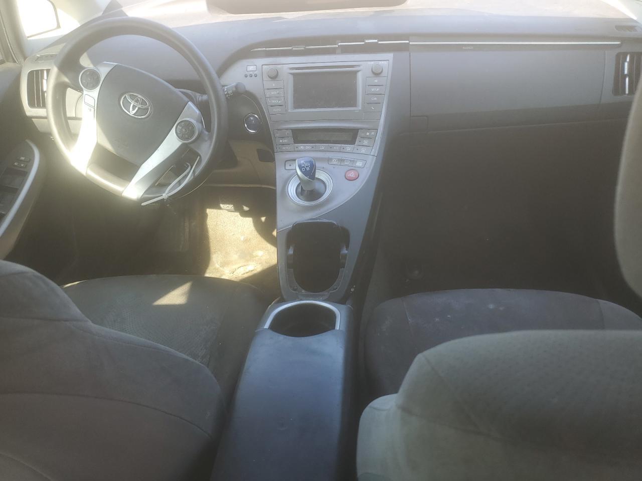 2015 TOYOTA PRIUS