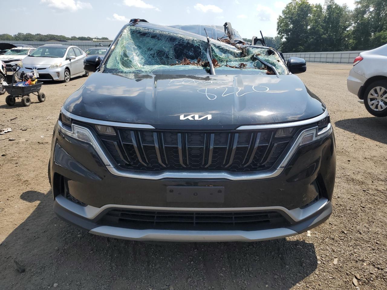 2023 KIA Carnival