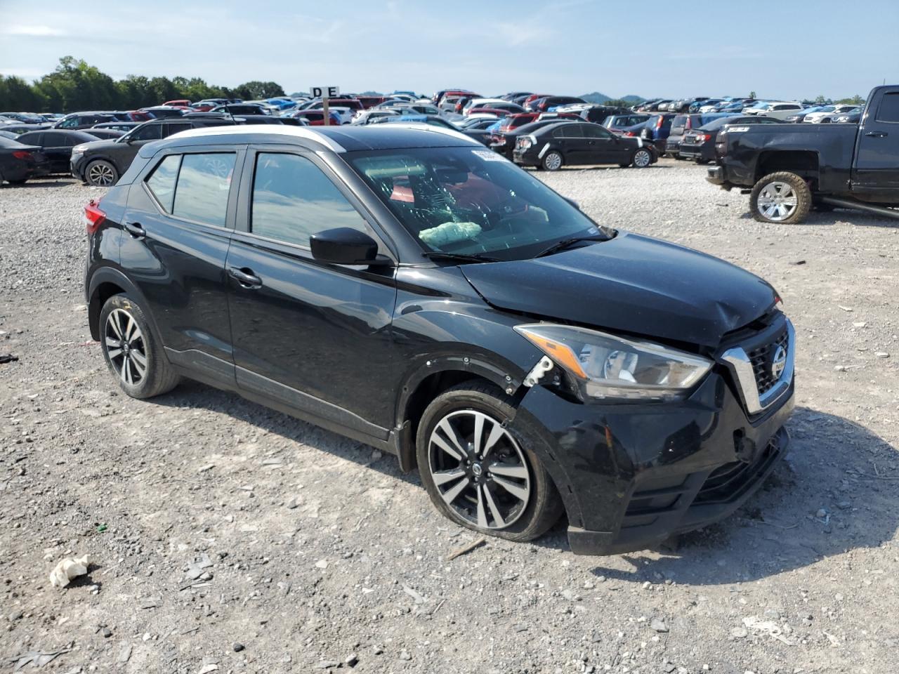 2020 NISSAN KICKS