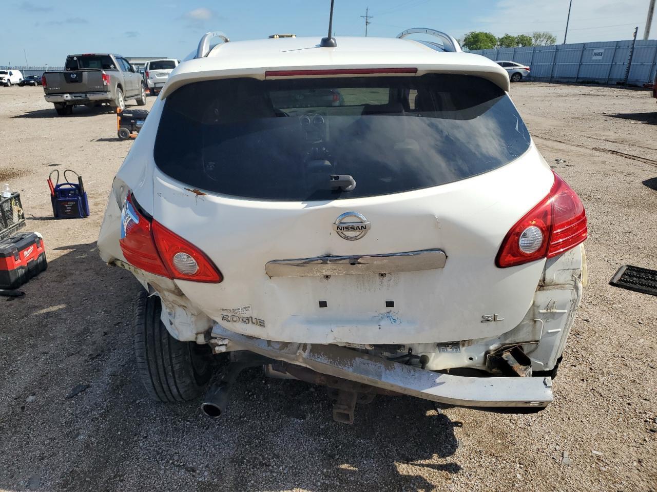 2011 NISSAN ROGUE