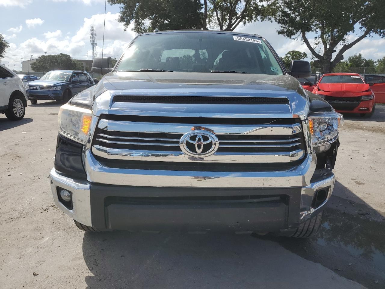 2017 TOYOTA TUNDRA