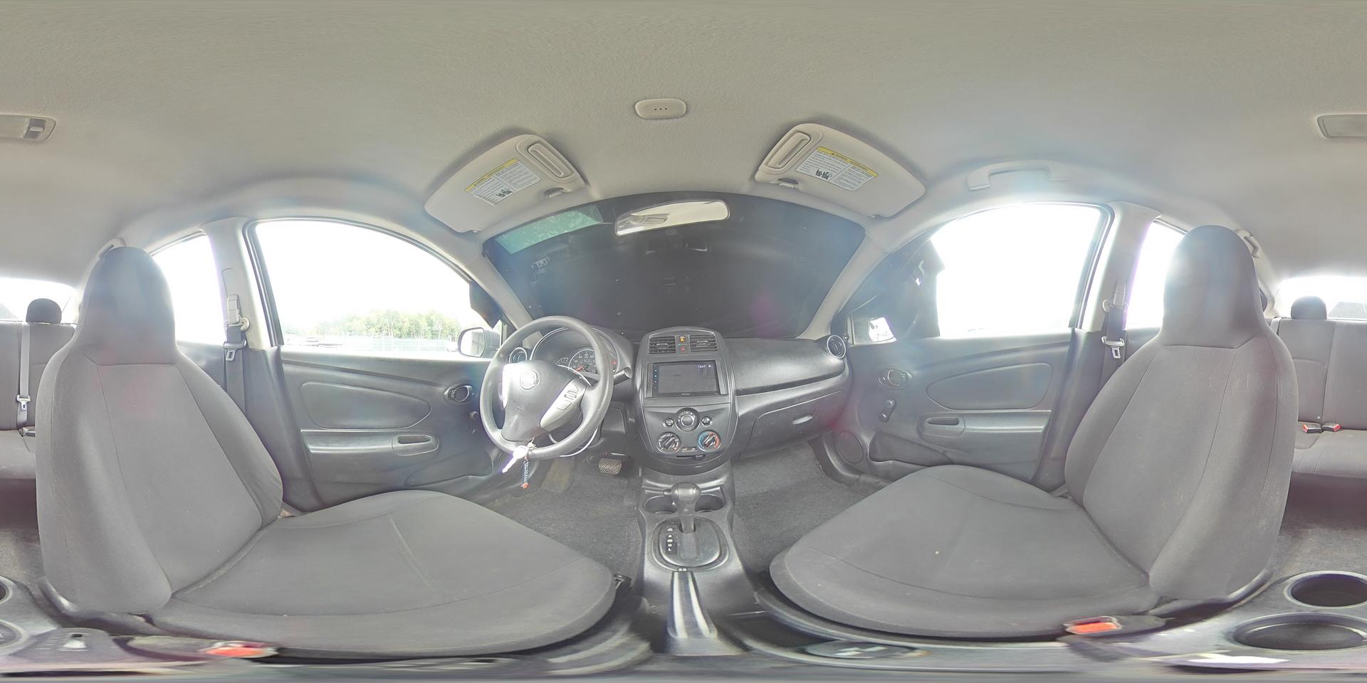 2015 NISSAN VERSA