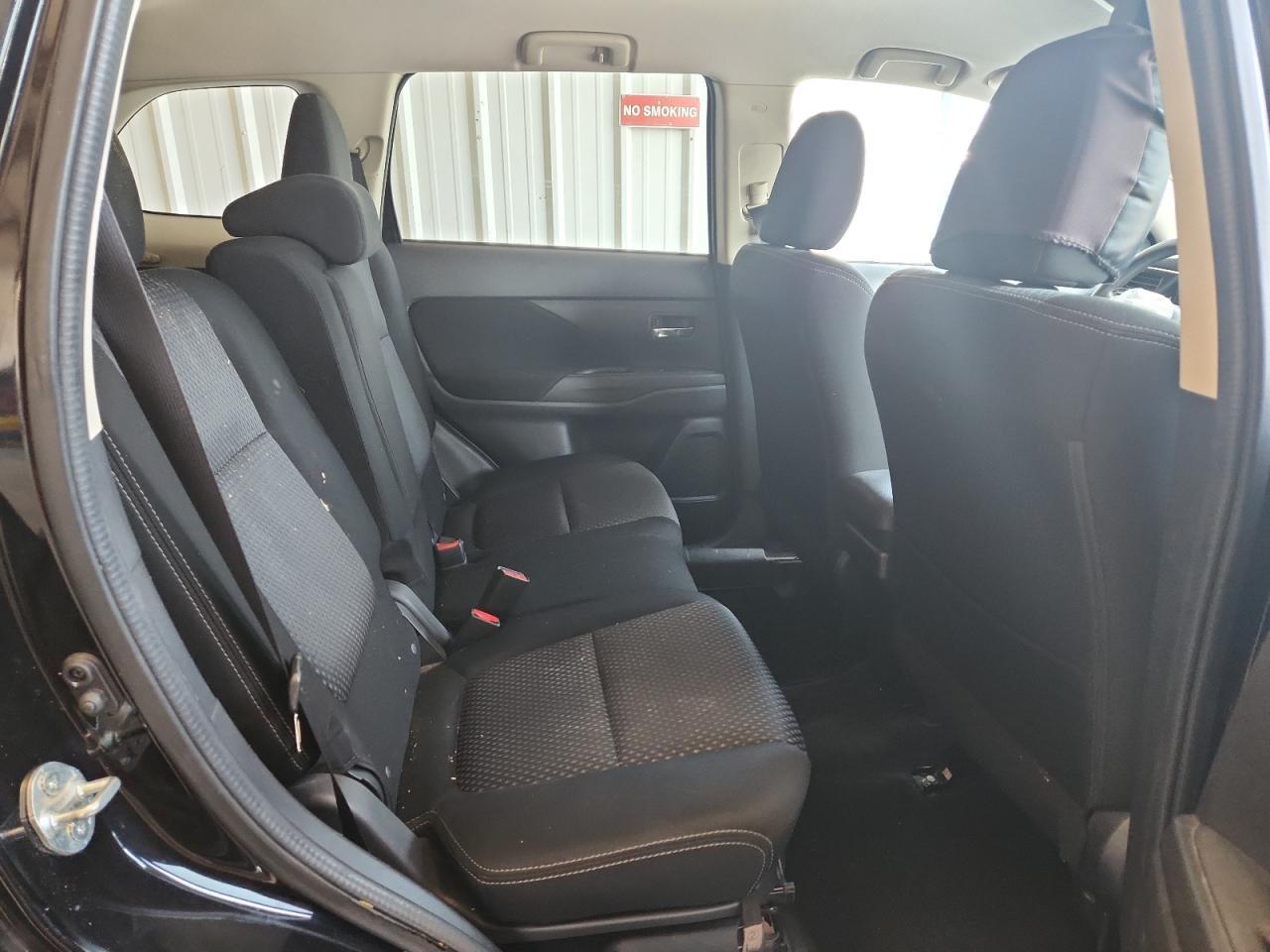 2018 MITSUBISHI outlander