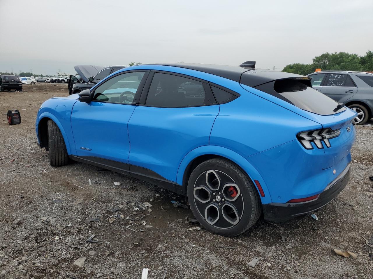 2022 FORD Mustang Mach-E
