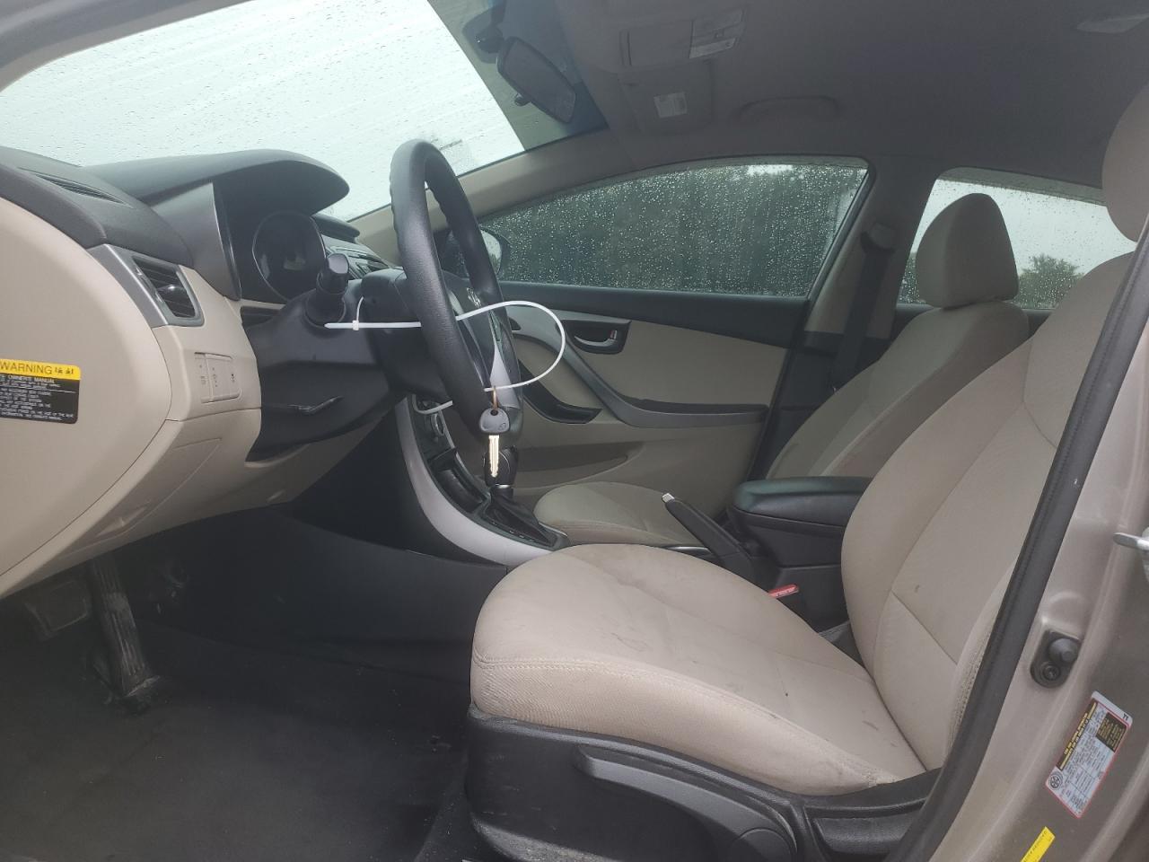 2016 HYUNDAI ELANTRA