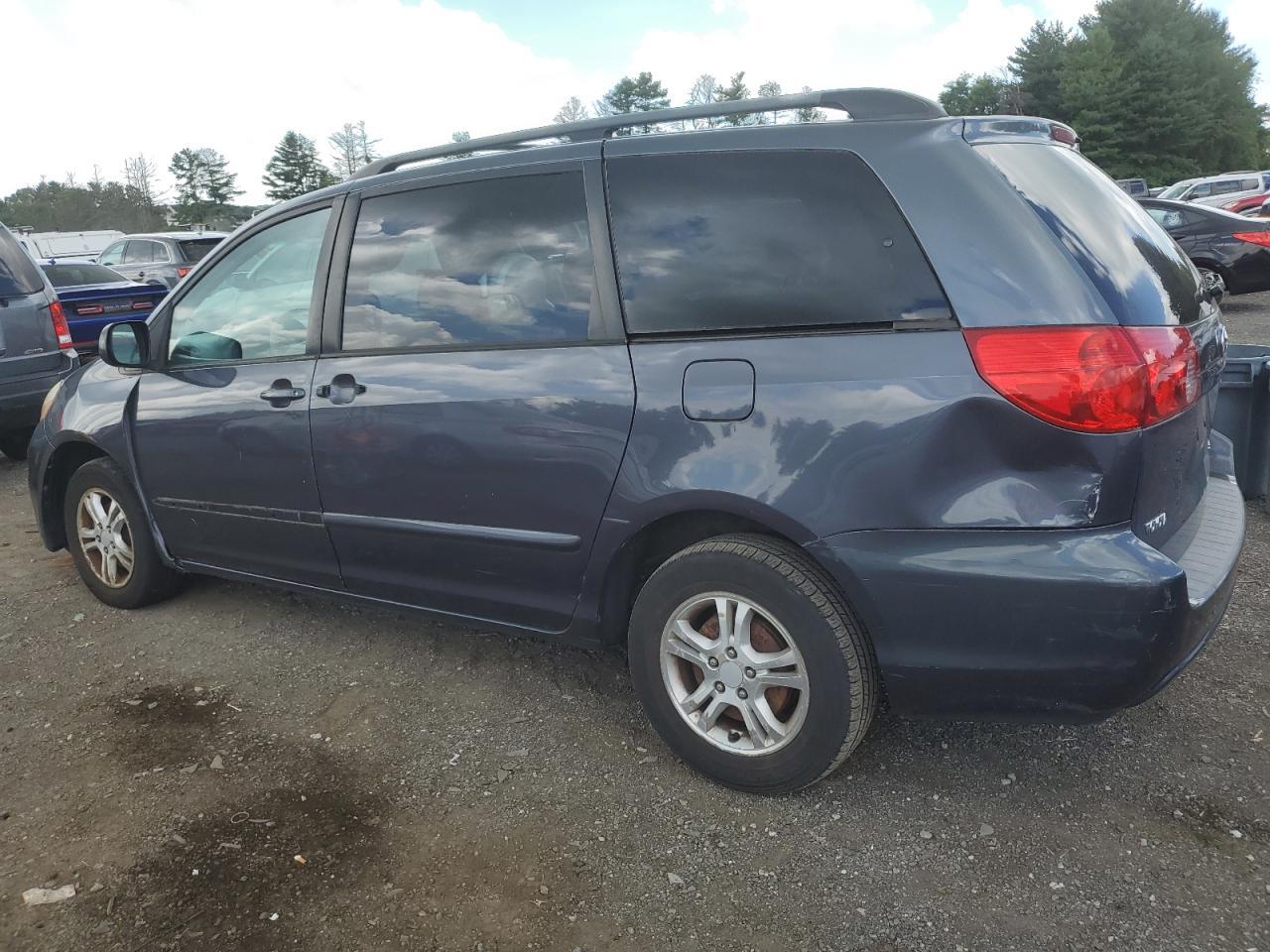 2006 TOYOTA SIENNA