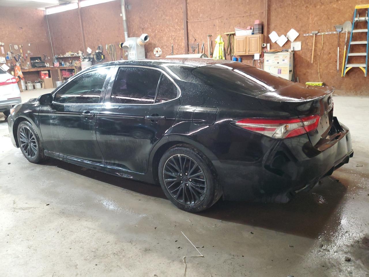 2018 TOYOTA CAMRY