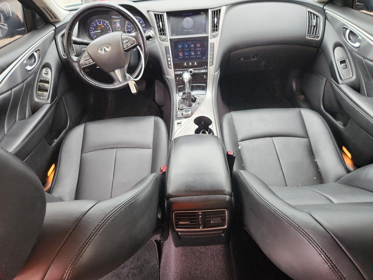 2015 INFINITI Q50