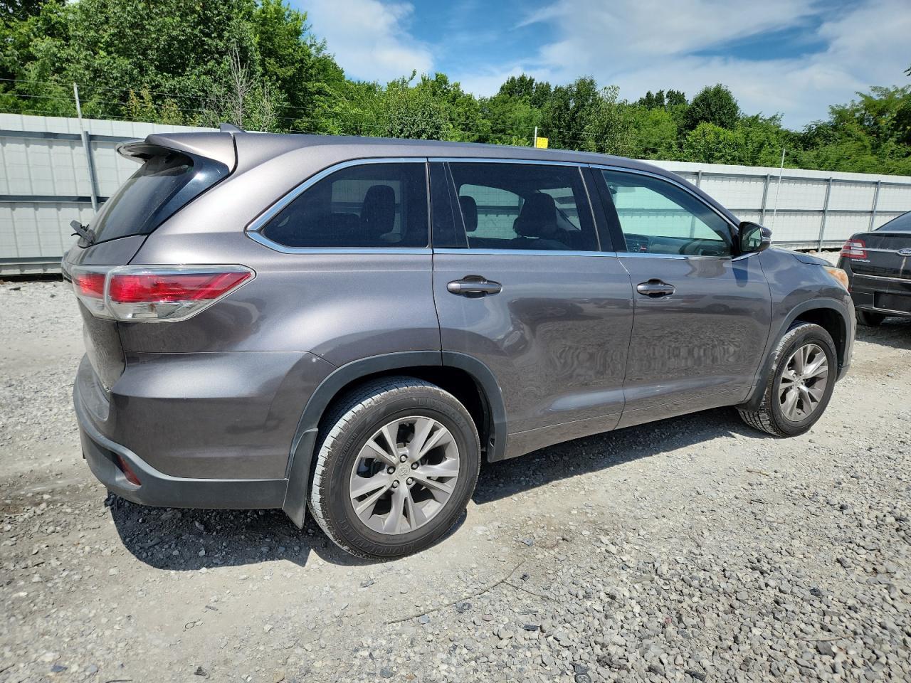 2015 TOYOTA HIGHLANDER