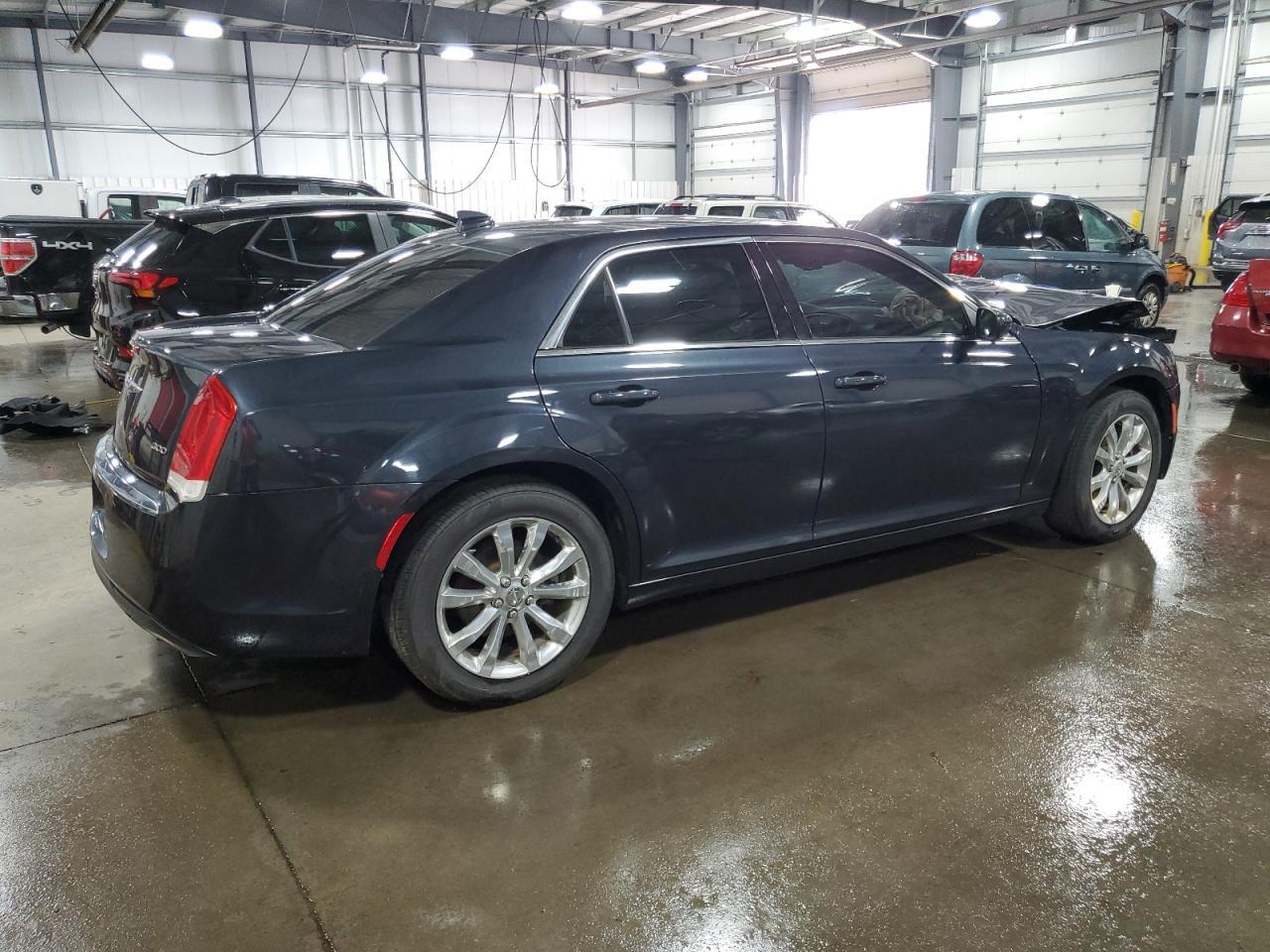2017 CHRYSLER 300