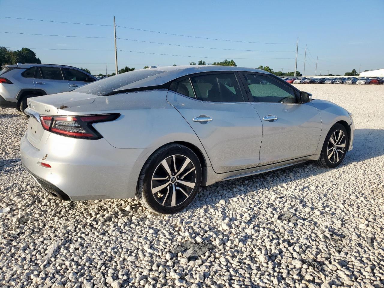 2022 NISSAN Maxima