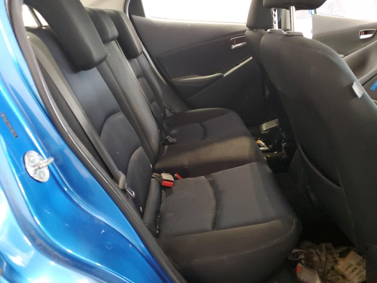 2017 TOYOTA YARIS