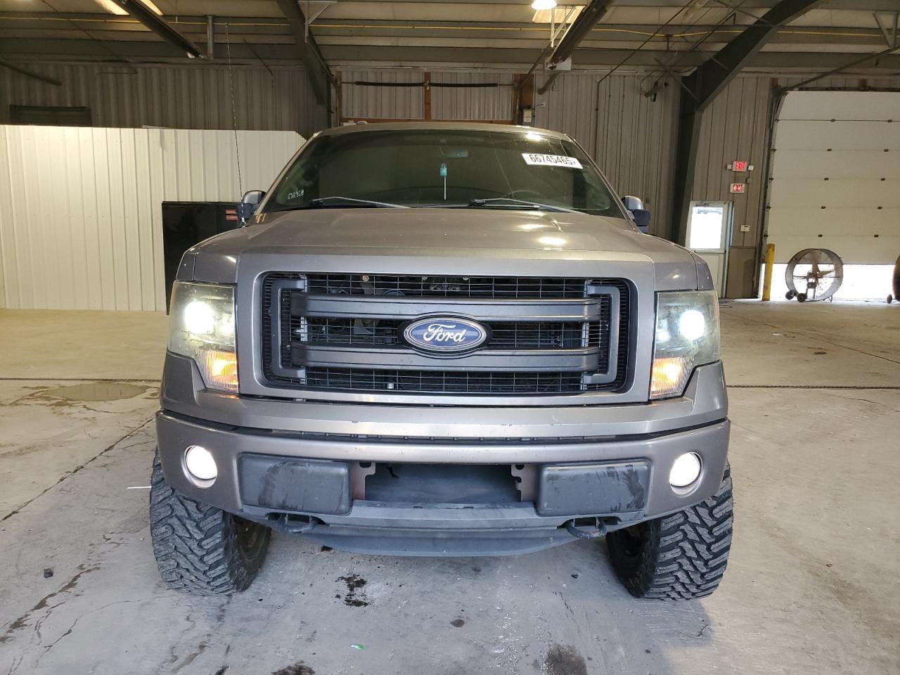 2013 FORD F-150