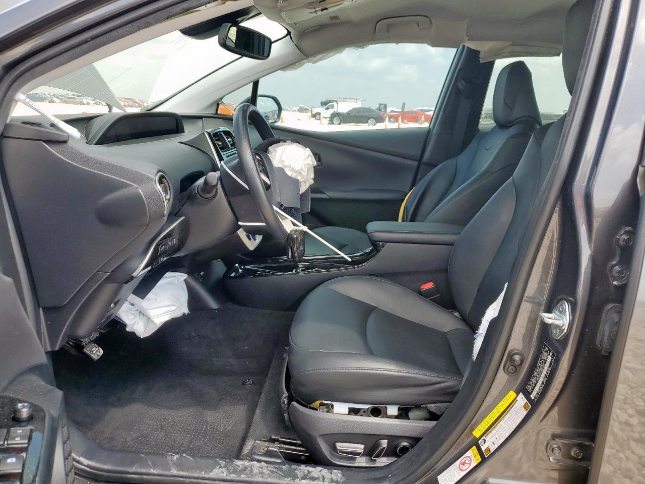 2017 TOYOTA PRIUS