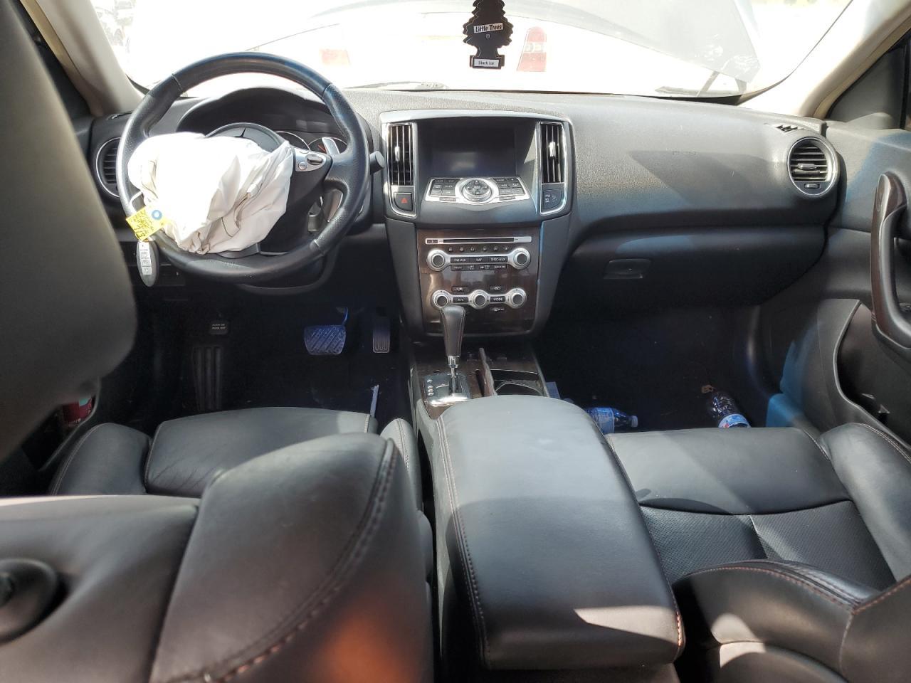 2012 NISSAN Maxima