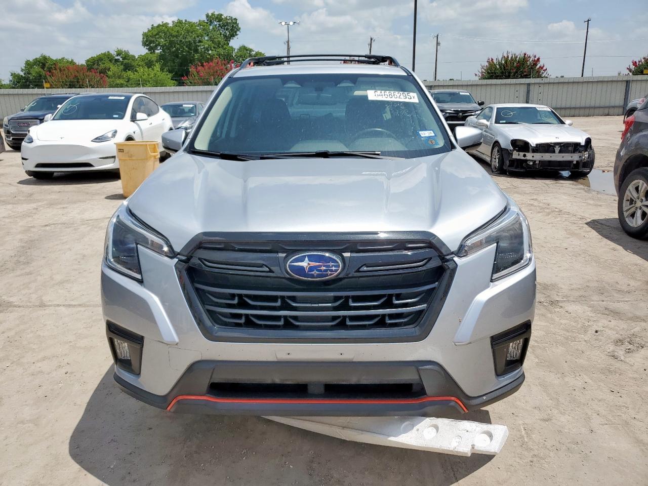 2022 SUBARU FORESTER