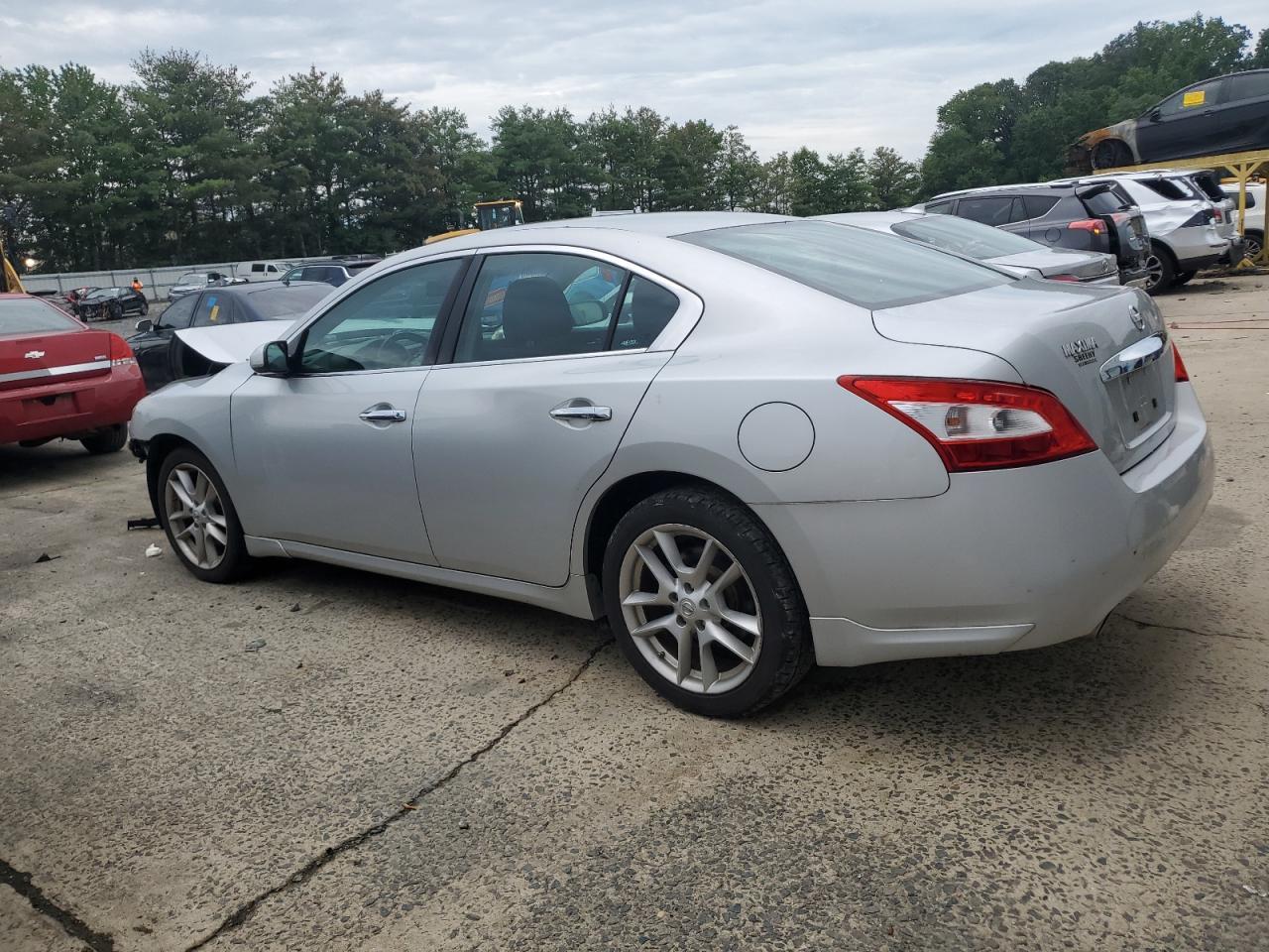 2011 NISSAN Maxima