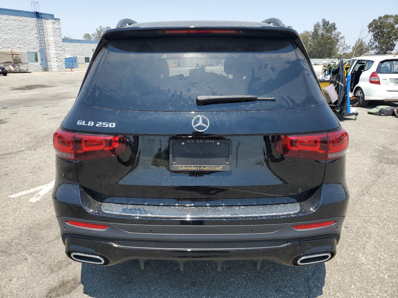 2023 MERCEDES-BENZ GLB-Class