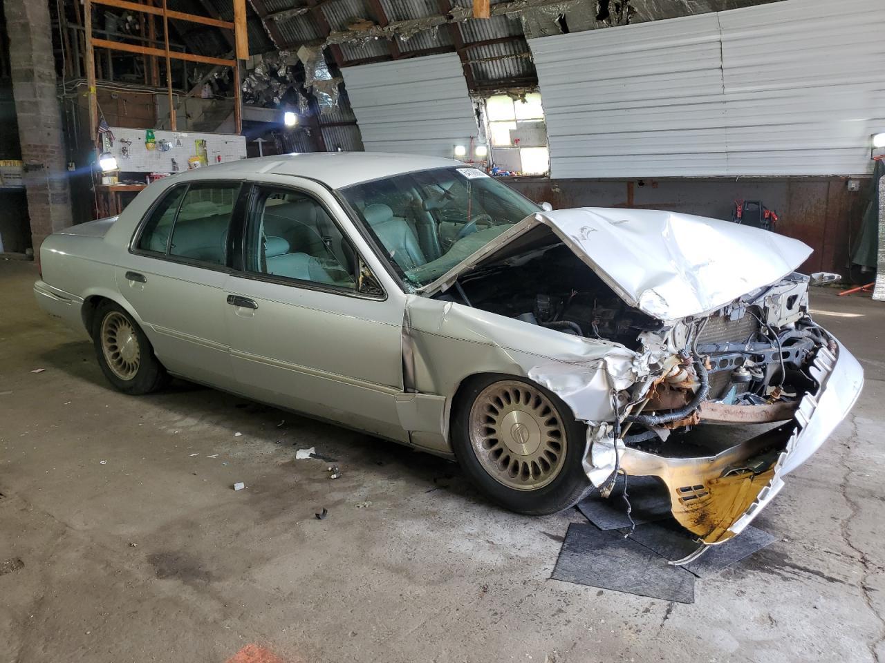 2001 MERCURY GRAND MARQUIS