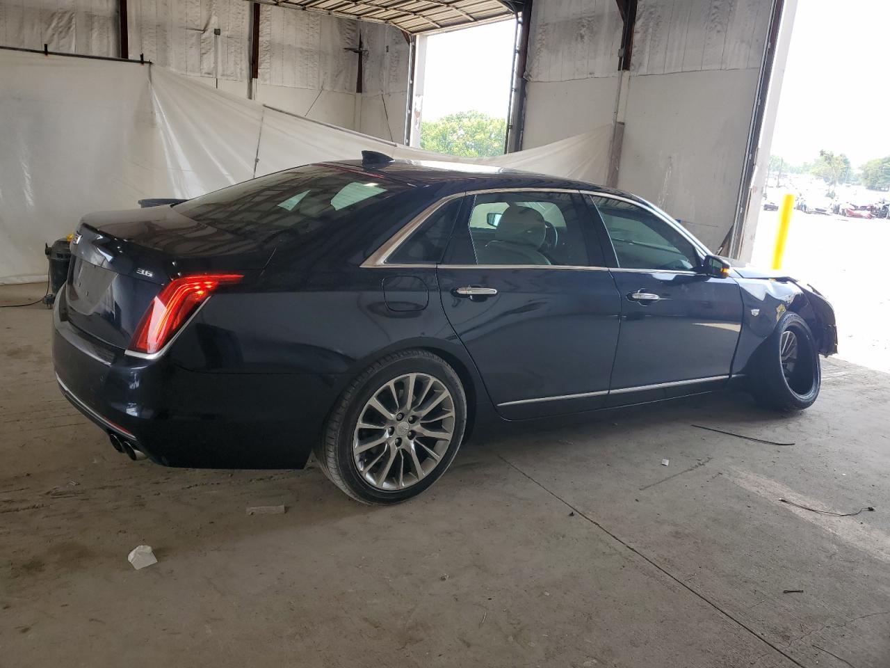 2017 CADILLAC CT6
