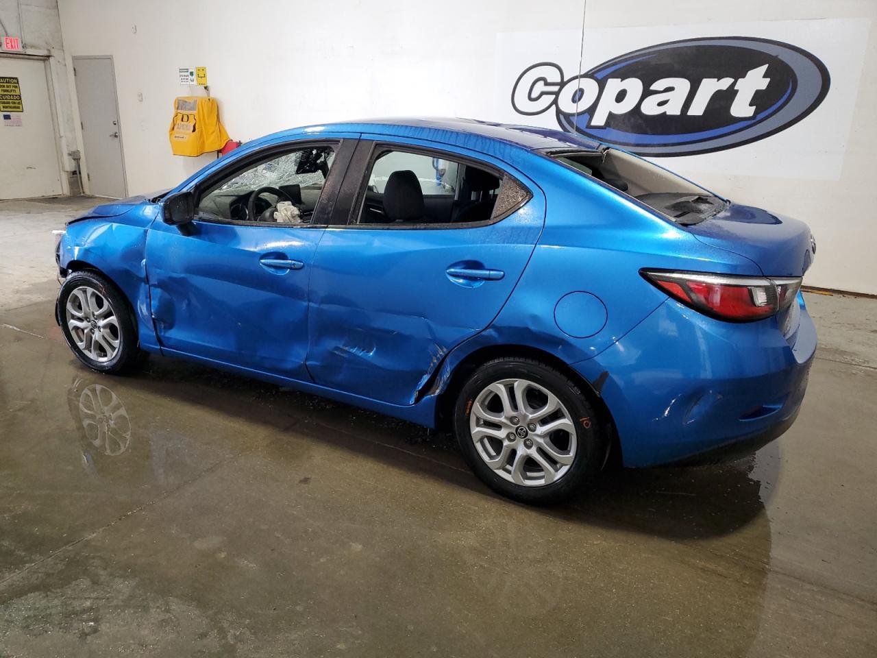 2017 TOYOTA YARIS