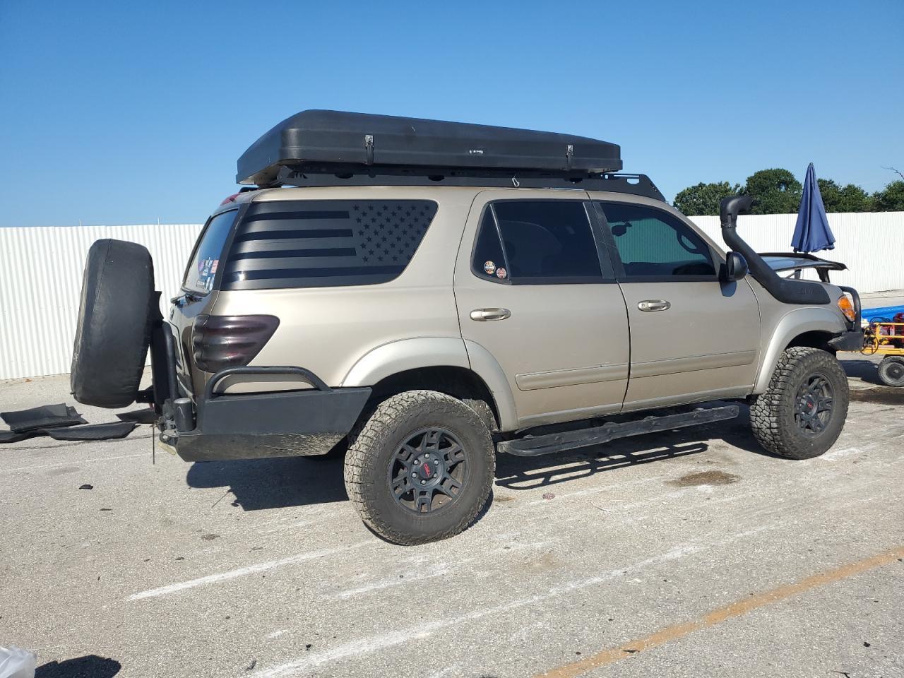 2004 TOYOTA Sequoia