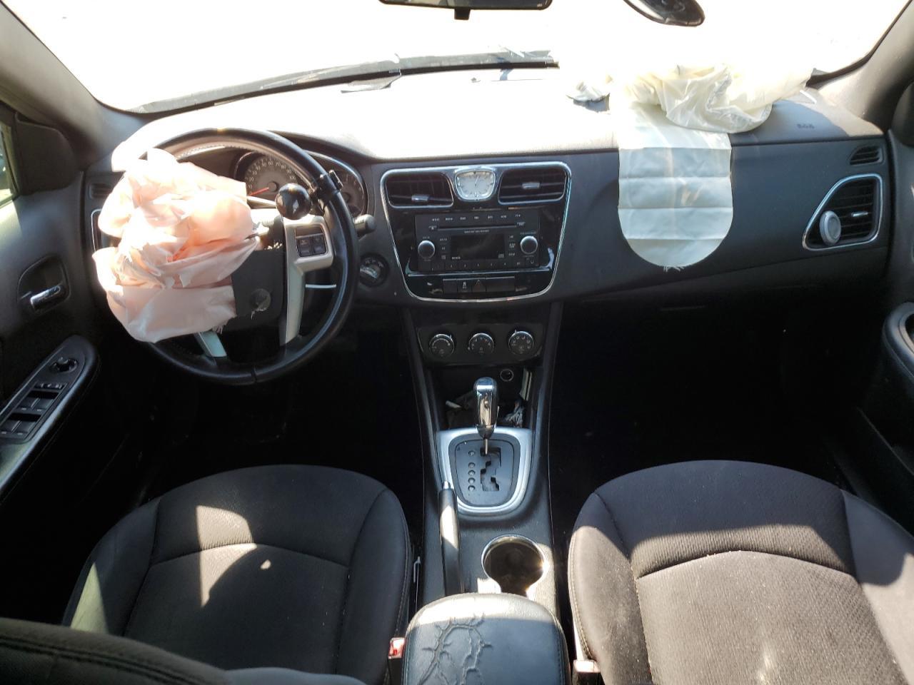2013 CHRYSLER 200