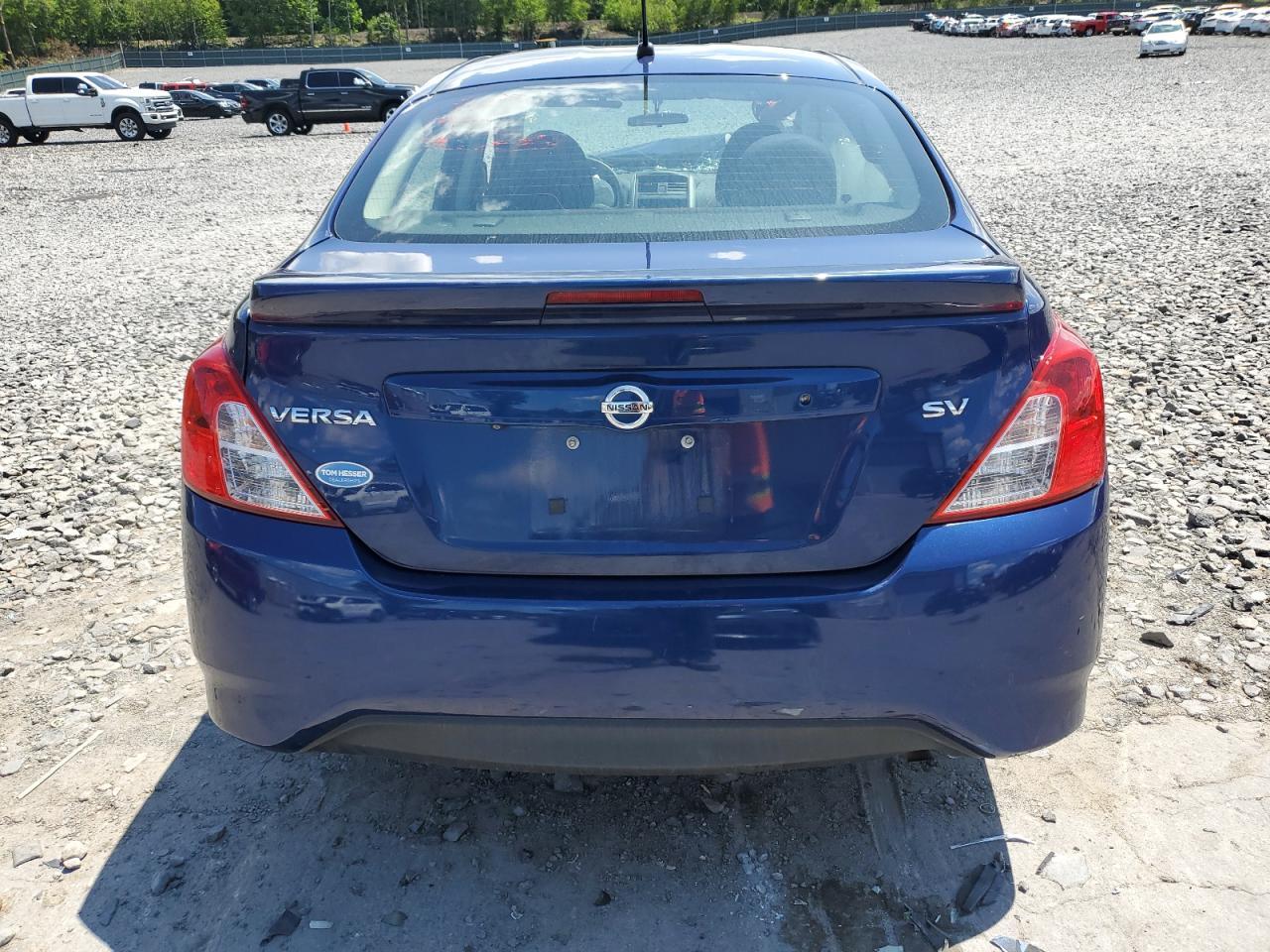 2019 NISSAN VERSA