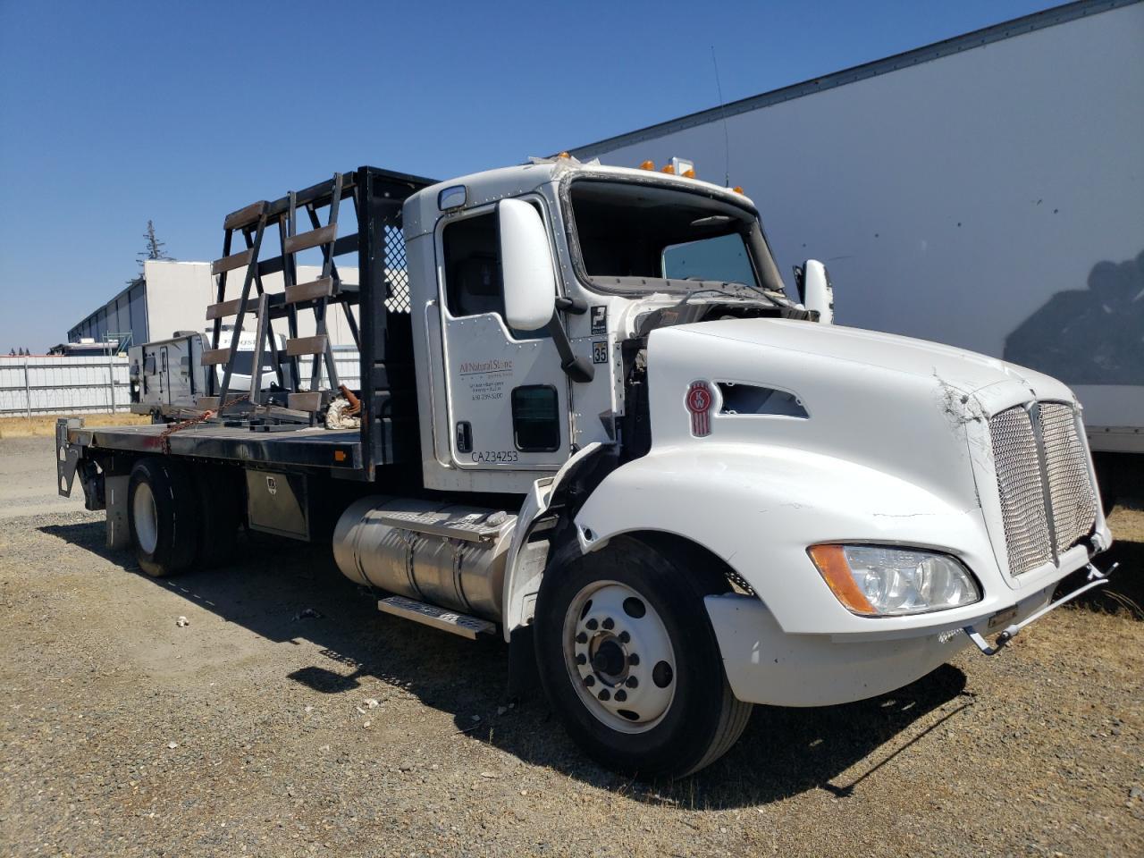 2019 KENWORTH T370