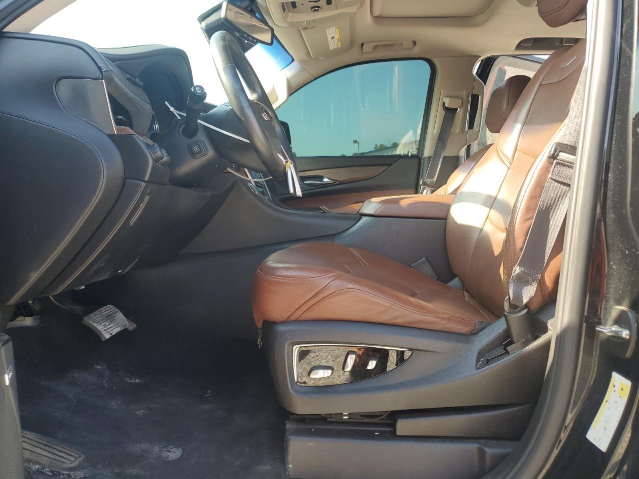 2016 CADILLAC ESCALADE