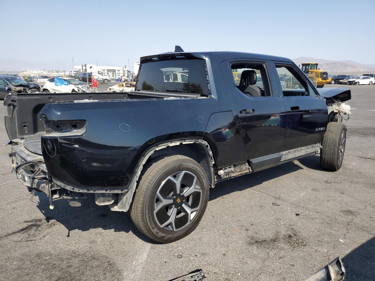 2023 RIVIAN R1t