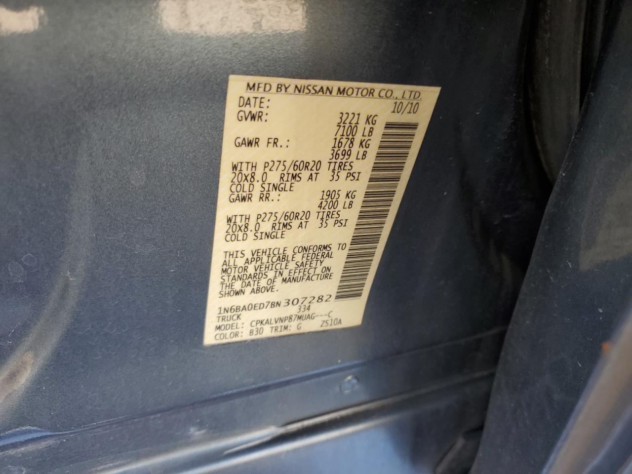 2011 NISSAN Titan