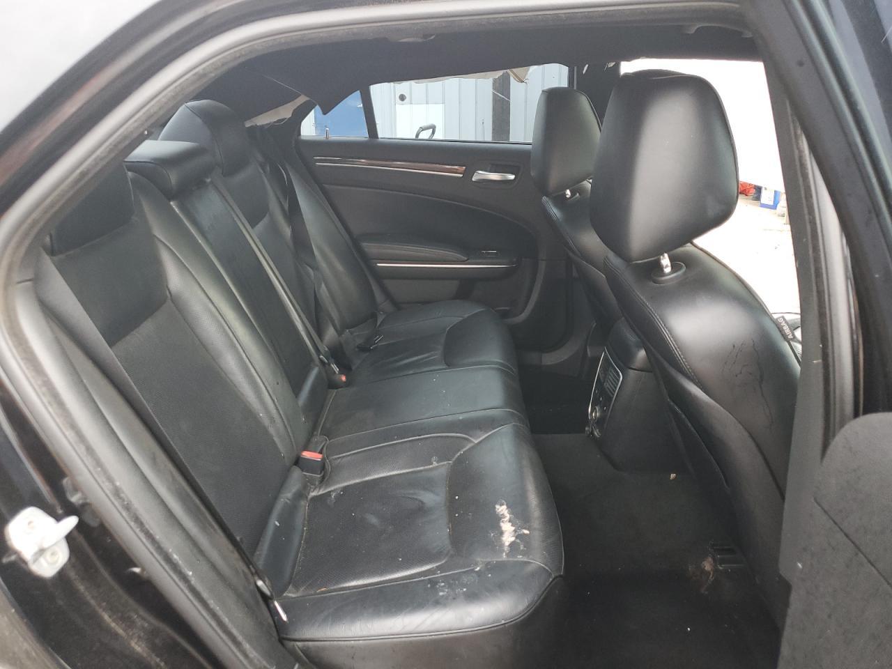 2011 CHRYSLER 300