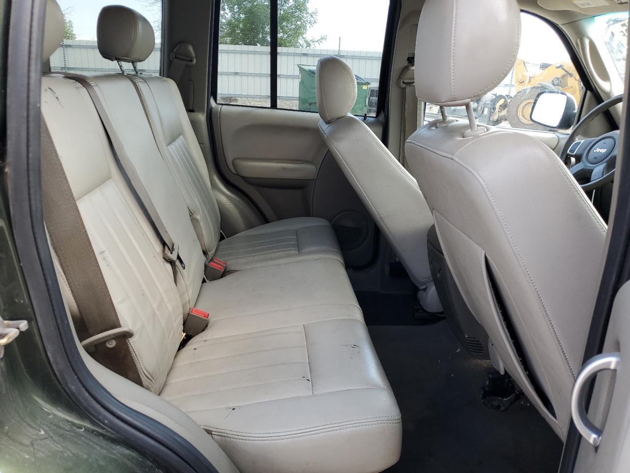 2007 JEEP Liberty