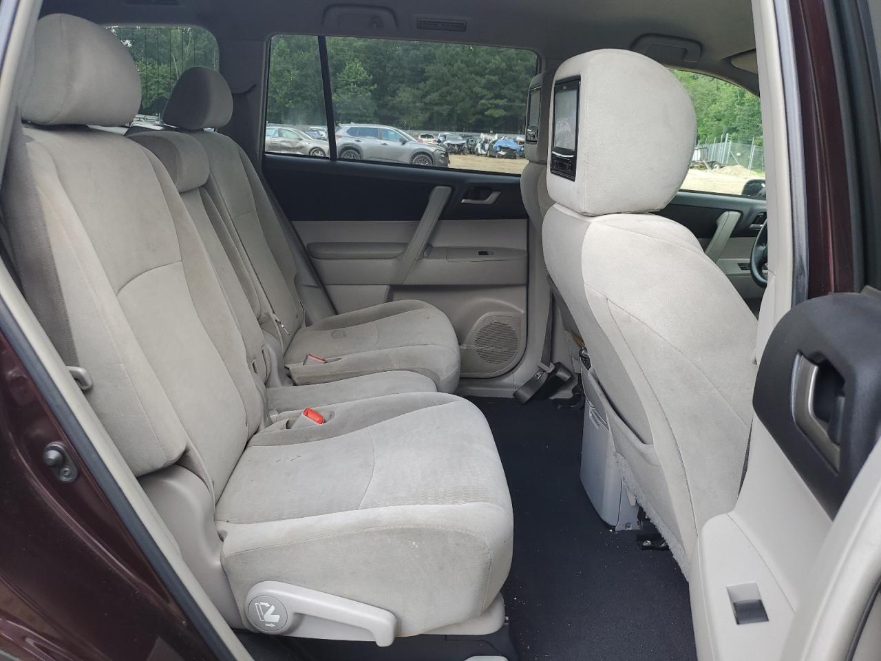 2012 TOYOTA HIGHLANDER