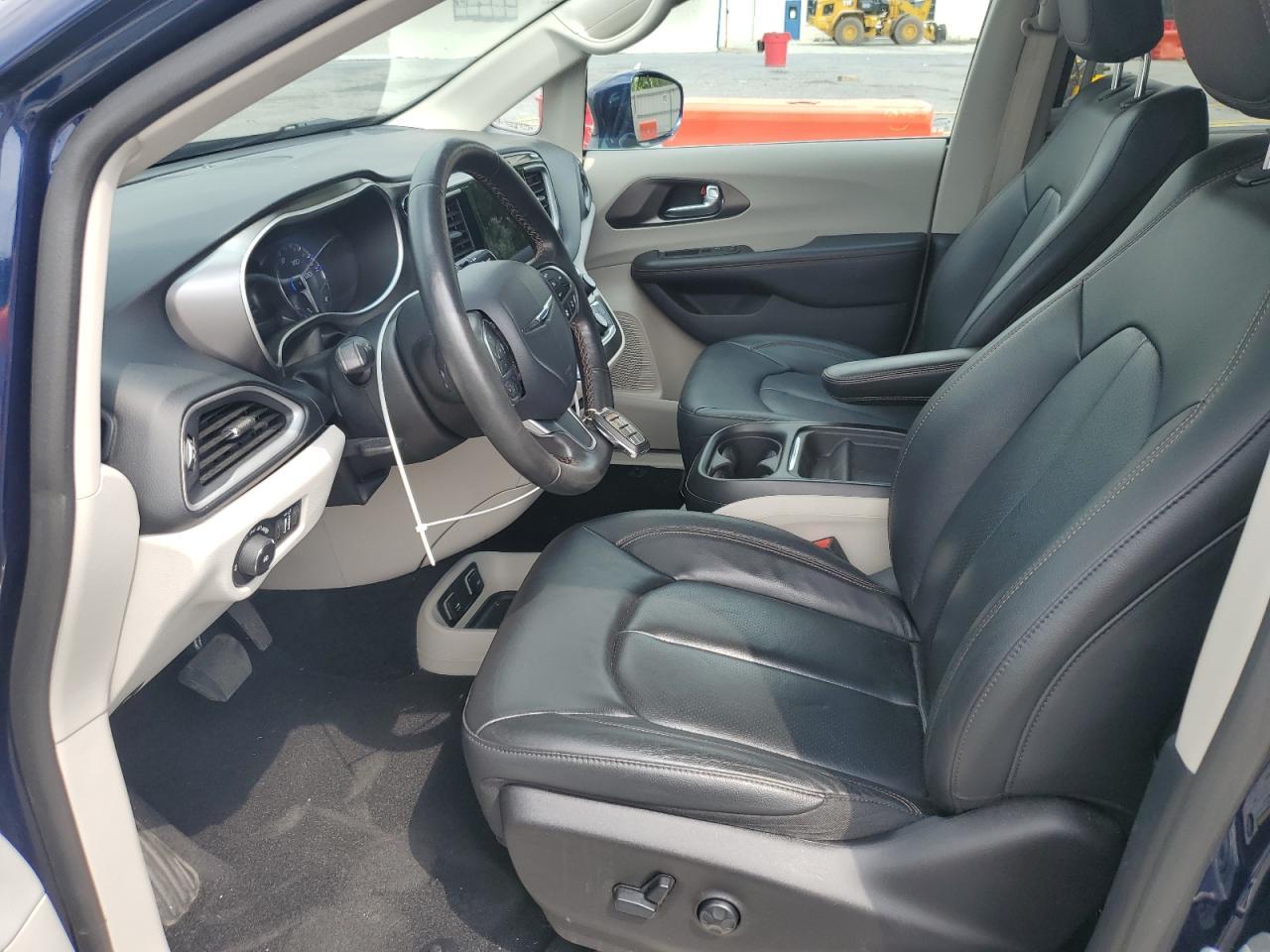 2020 CHRYSLER Pacifica
