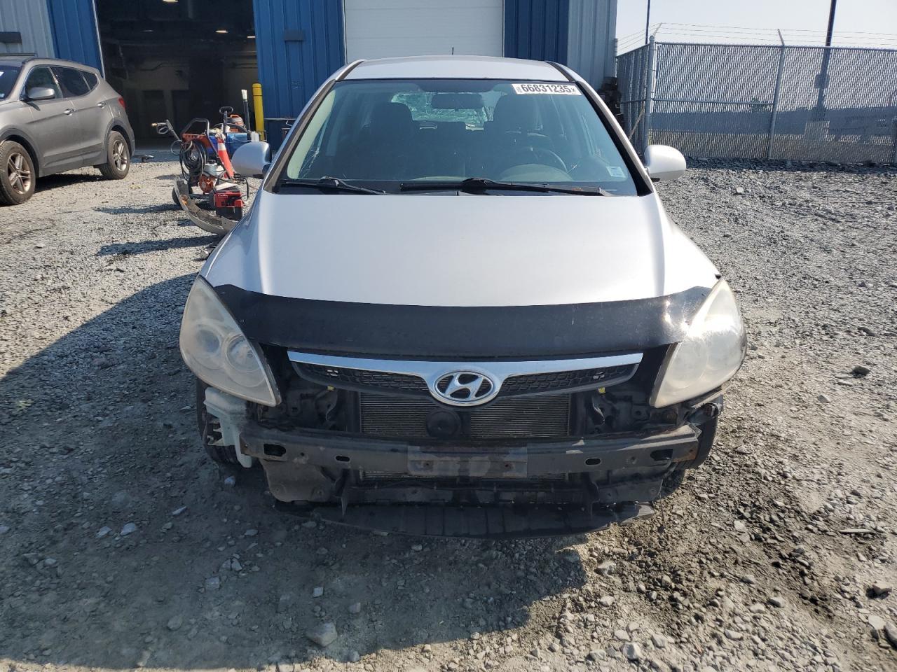 2011 HYUNDAI ELANTRA