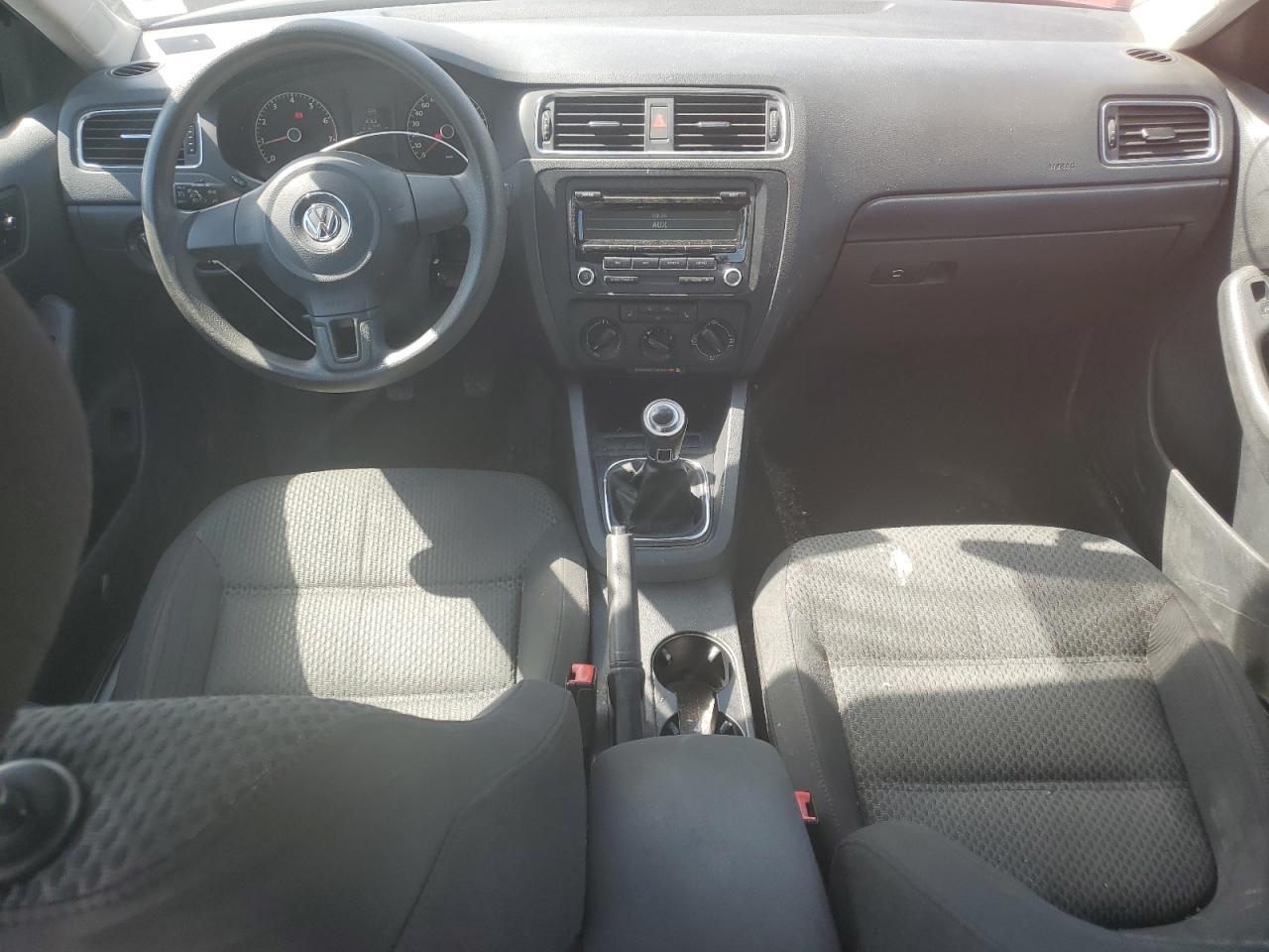 2012 VOLKSWAGEN JETTA