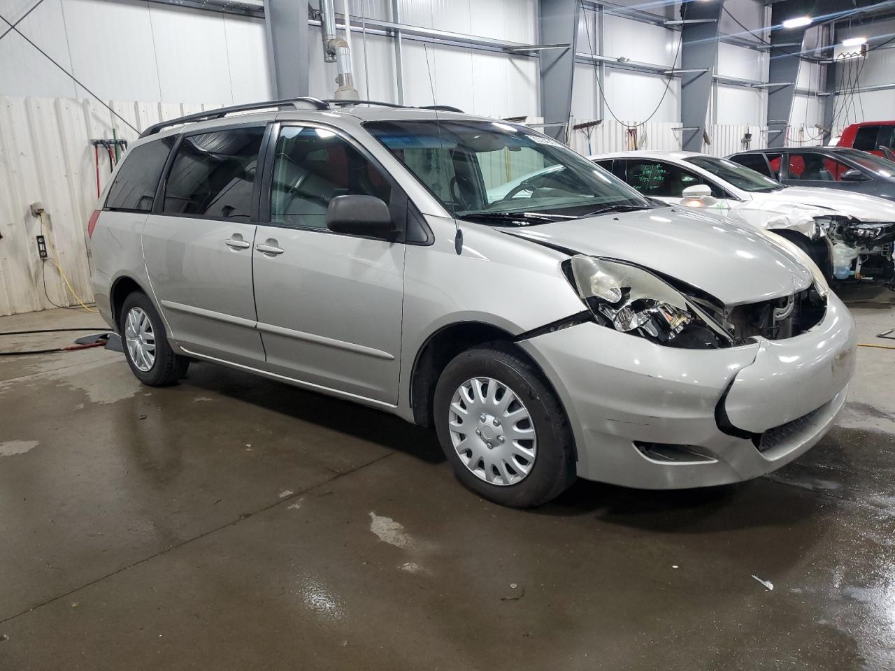 2006 TOYOTA SIENNA