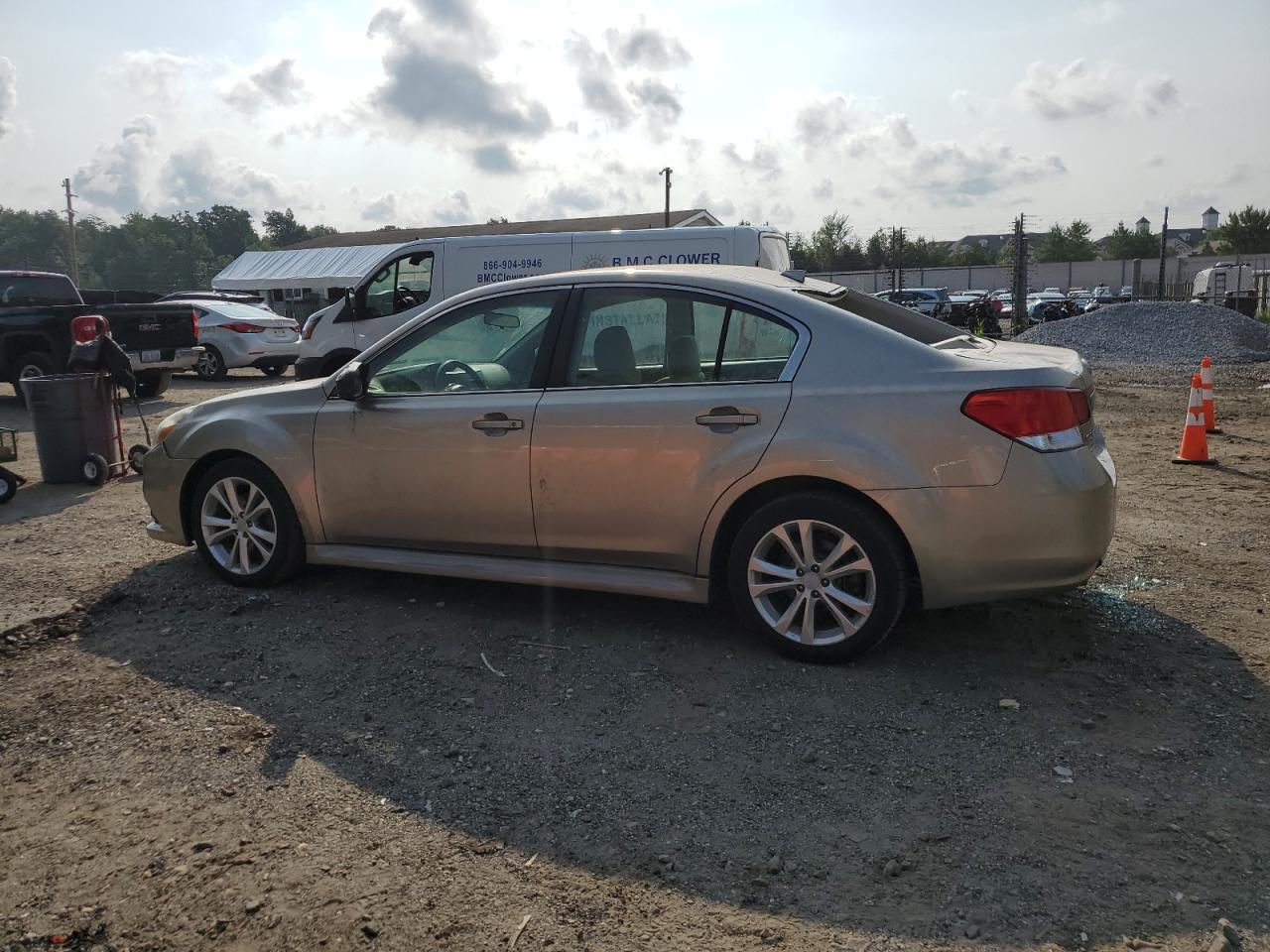 2014 SUBARU Legacy