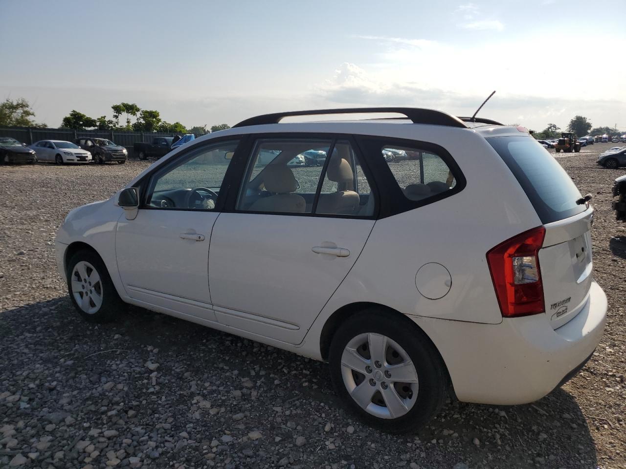 2009 KIA RONDO