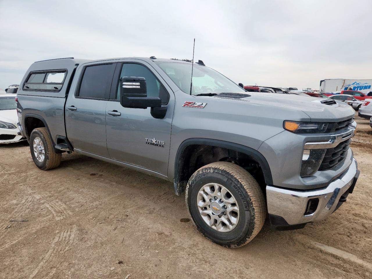 2025 CHEVROLET Silverado