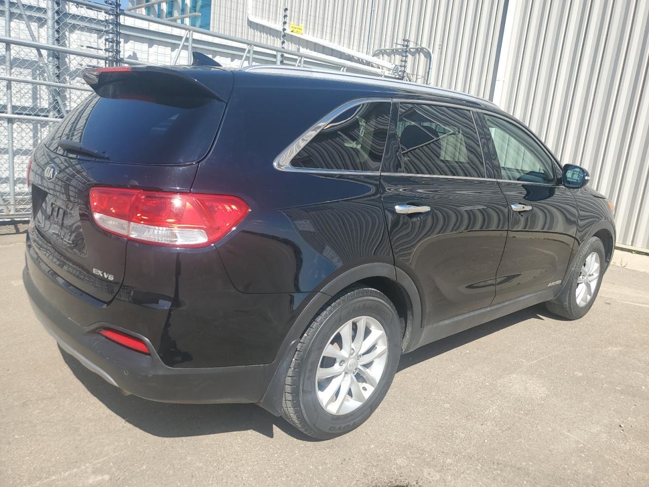 2017 KIA SORENTO