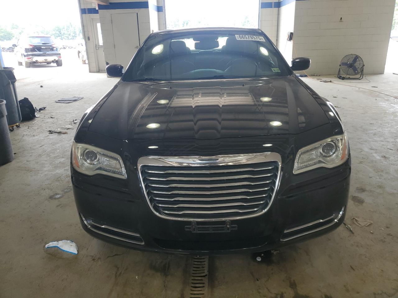 2012 CHRYSLER 300