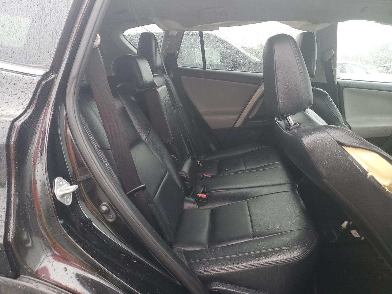 2016 TOYOTA RAV4